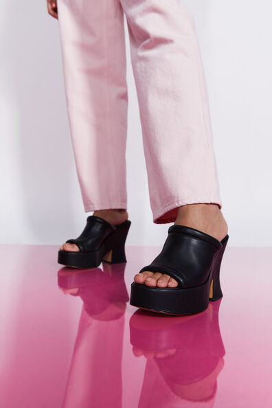 heels for women near me